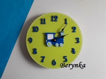 Hodiny s mašinkou - kulaté/čtvercové