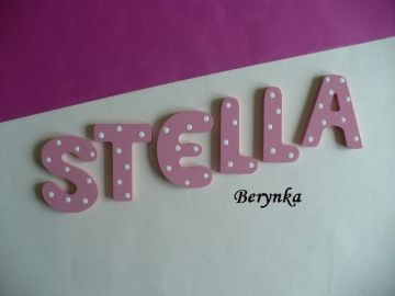 Dřevěná písmenka "puntíkatá"