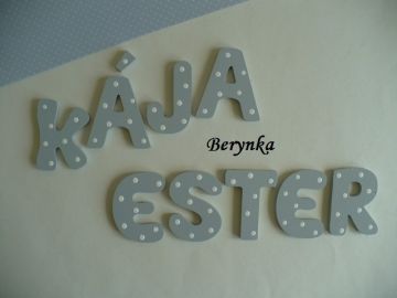 Dřevěná písmenka "puntíkatá"