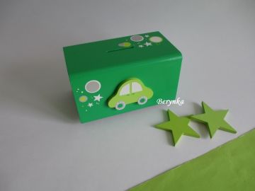 Dřevěná pokladnička s autíčkem