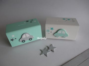 Dřevěná pokladnička s autíčkem