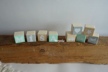 Dřevěné kostičky mátovo-šedé