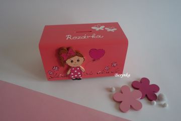 Dřevěná pokladnička s postavičkami - holčičkou a klukem