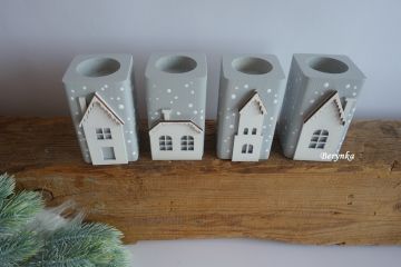 Adventní svícny s bílými domečky - různé barvy