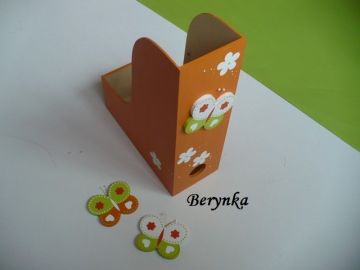 Dřevěný šanon s motýlkem