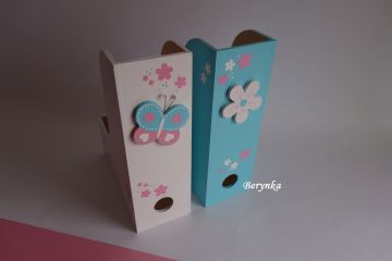 Dřevěný šanon s motýlkem