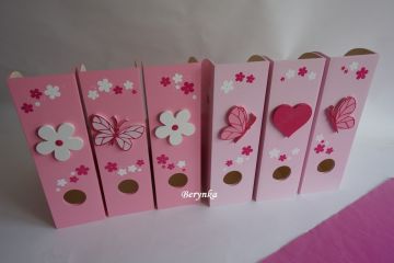 Dřevěný šanon s motýlkem