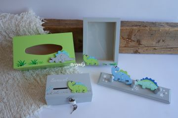 Dřevěný šanon s dinosaurem