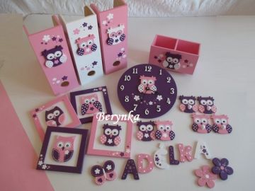 Dřevěné dekorace - tmavě fialová, růžová, bílá