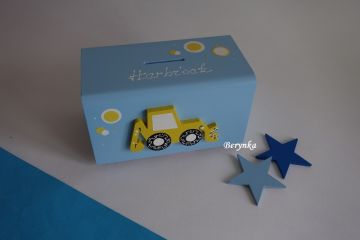 Dřevěná pokladnička s bagrem