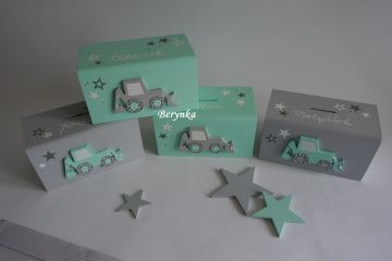 Dřevěná pokladnička s bagrem