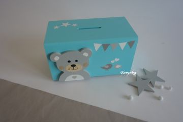 Dřevěná pokladnička v nordic stylu - s medvídkem