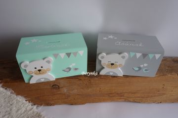 Dřevěná pokladnička v nordic stylu - s medvídkem