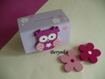 Dřevěná pokladnička se sovičkou