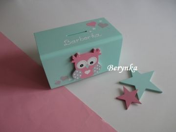 Dřevěná pokladnička se sovičkou