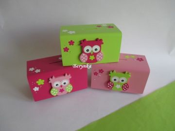 Dřevěná pokladnička se sovičkou