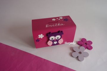 Dřevěná pokladnička se sovičkou