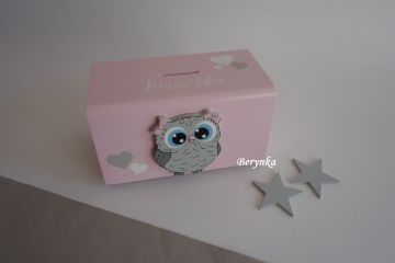 Dřevěná pokladnička se sovičkou