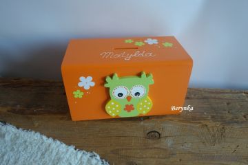 Dřevěná pokladnička se sovičkou