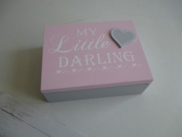 Pudrově růžová se světle šedou