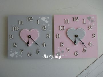 Pudrově růžová se světle šedou