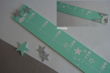 Dřevěné dekorace - se zajíčkem podle koberce