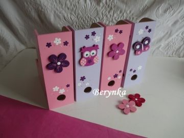 Dřevěný šanon s kytičkou