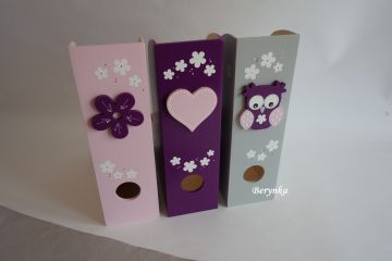 Dřevěný šanon s kytičkou