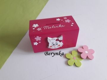 Dřevěná pokladnička s kočičkou