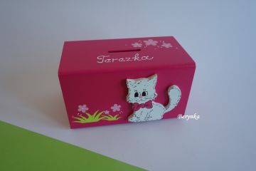 Dřevěná pokladnička - kasička pro děti