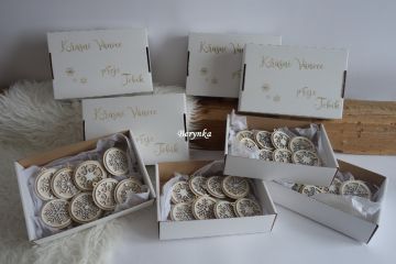 Dárková krabička na dřevěné ozdoby