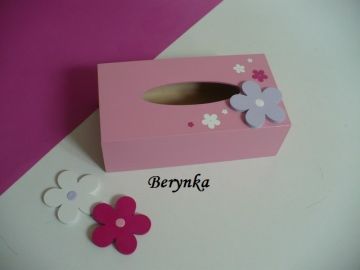 Krabička na kapesníky s kytičkou