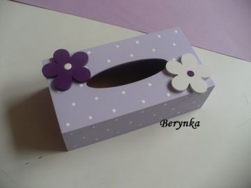 Krabička na kapesníky s kytičkou