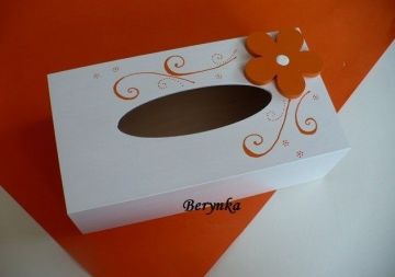 Krabička na kapesníky s kytičkou
