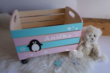 Tyrkysové s pudrově růžovou s tučňákem