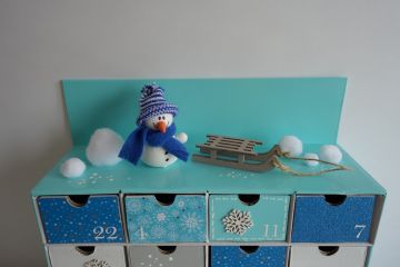 Adventní kalendář *tyrkysový* se sněhulákem - různá provedení