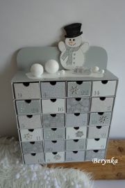 Adventní kalendář *šedý* se sněhulákem - různá provedení