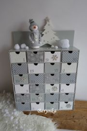Adventní kalendář *šedý* se sněhulákem - různá provedení
