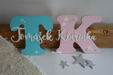 Dřevěné písmeno se jménem