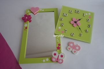 Hodiny s kytičkou - kulaté/čtvercové