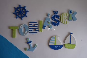 Dřevěná písmenka "s námořnickými obrázky"