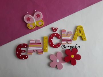 Dřevěná písmenka "proužky a puntíky"