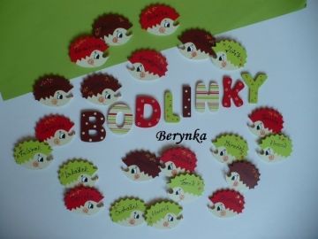 Dřevěná písmenka "proužky a puntíky"