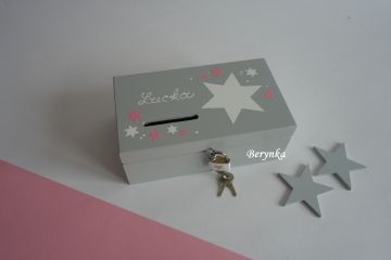 Dřevěná pokladničkaa