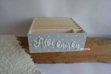 Pořadač na Albi knihy